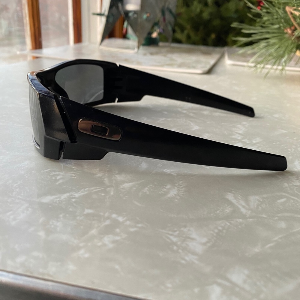 Oakley Gascans